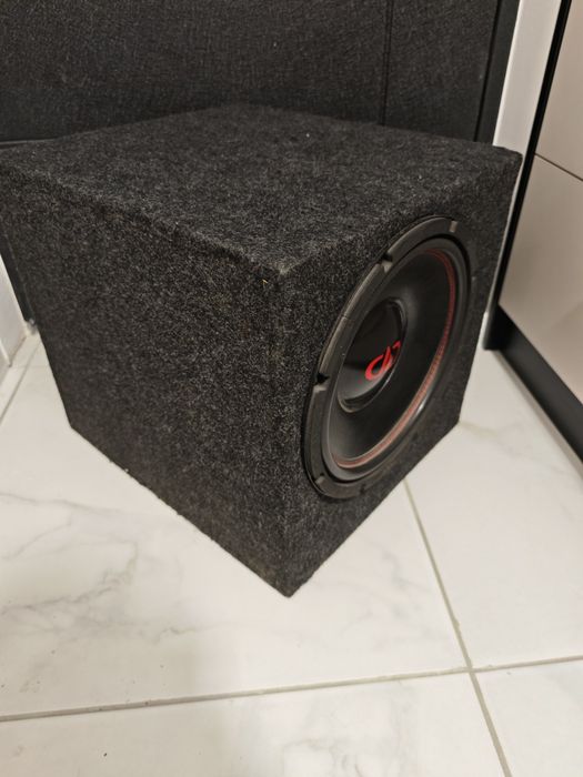 Бас каса за кола DD Audio 12" 250w RMS