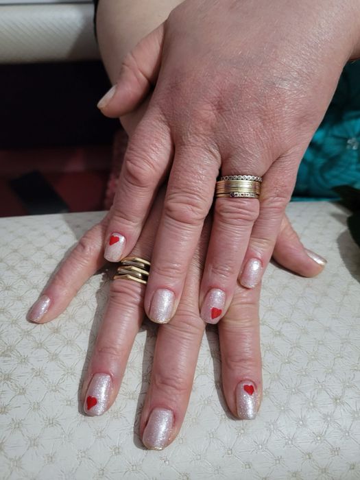 Unghii gel - Manichiura semipermanenta si clasica - sector 1