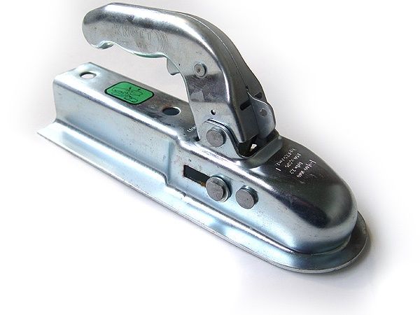 Прицеп замок.  Грузоподъемностью до 1500кг для прицепа с квадрат