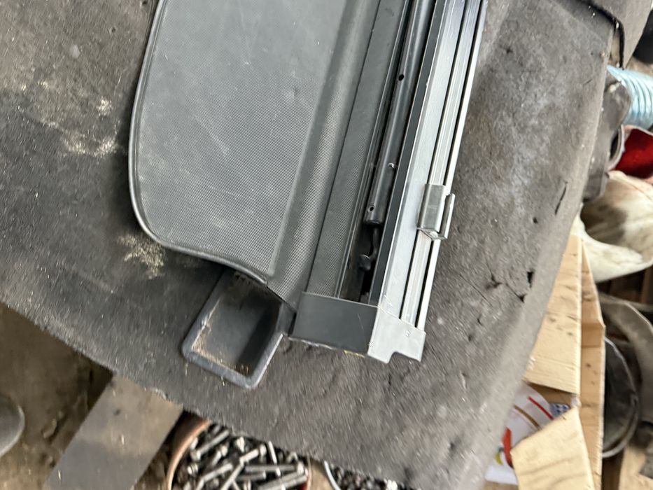 Щора за Ауди А4 Б7 Б6 Audi A4 B7 B6 Комби Avant оригинална с кучкарник