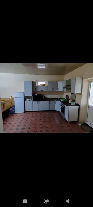 Uy sotiladi  yengi xolati zor xamma sharoidlari bilan