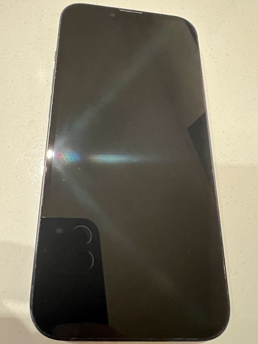 Продавам iphone 14 128gb в гаранция от Виваком