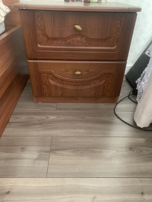 Продается спальный гарнитур