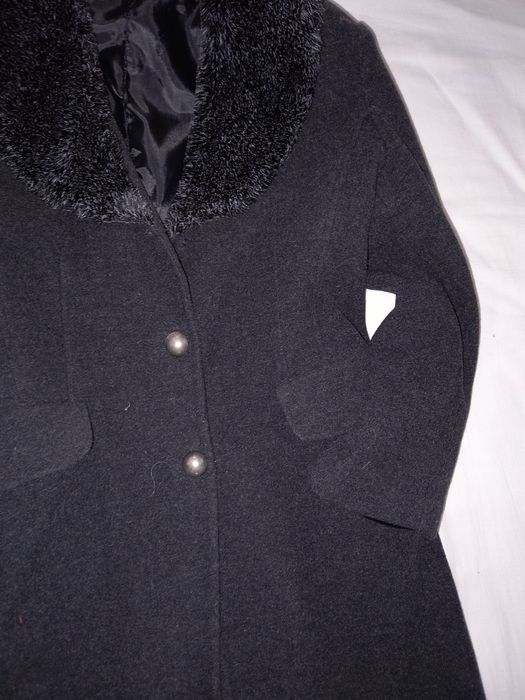 Vand palton din lana, lung, negru