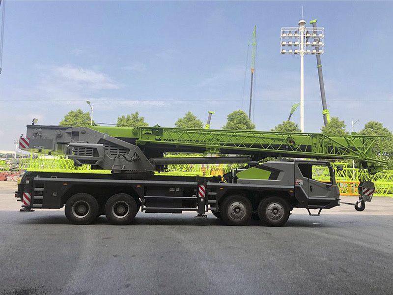 Zoomlion 60 t avtokran