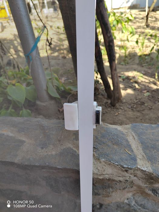 Комарници 2броя .