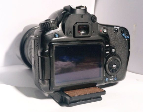 Canon 60d srochna sotiladi