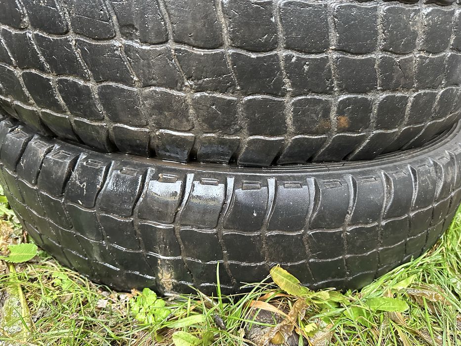 Продам резину на камаз