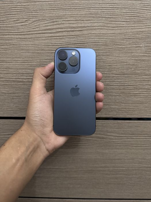 Айфон 15 про с коробкой