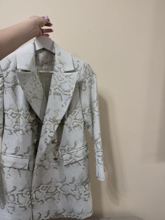 Junona официално сако