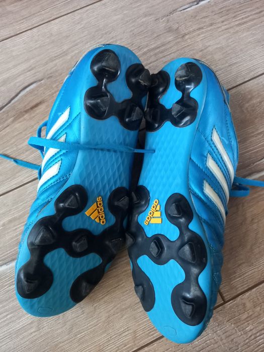 Адидас футболни обувки, бутонки 37 номер
