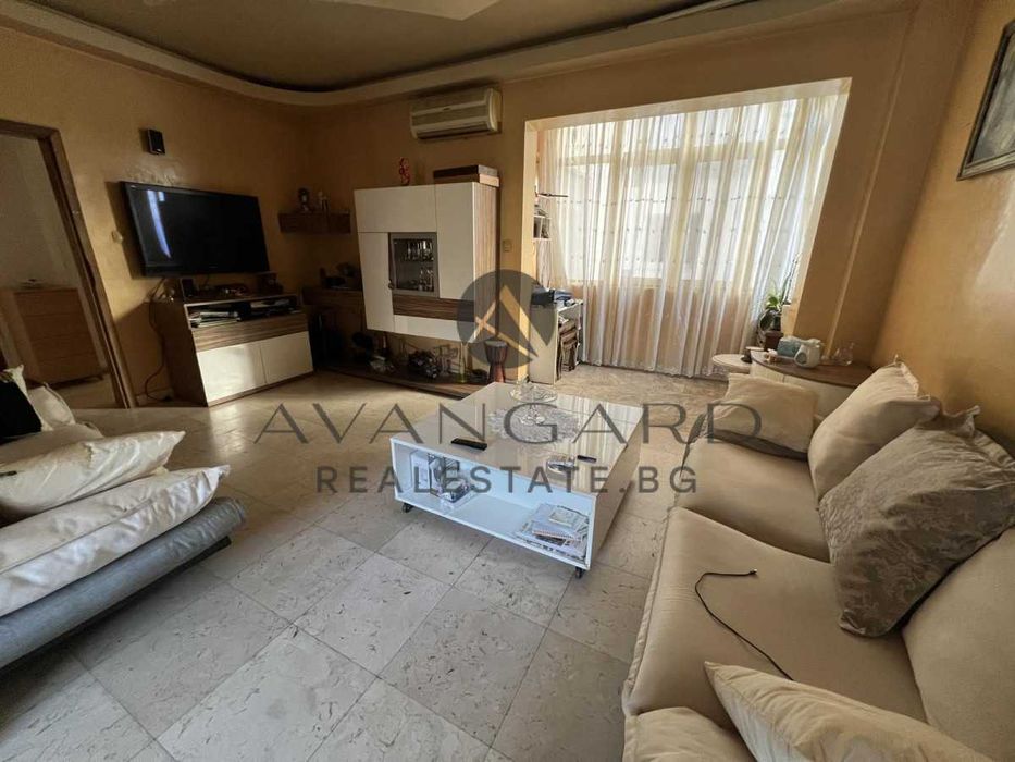 оф.21656 Тристаен Обзаведен Каменица 1