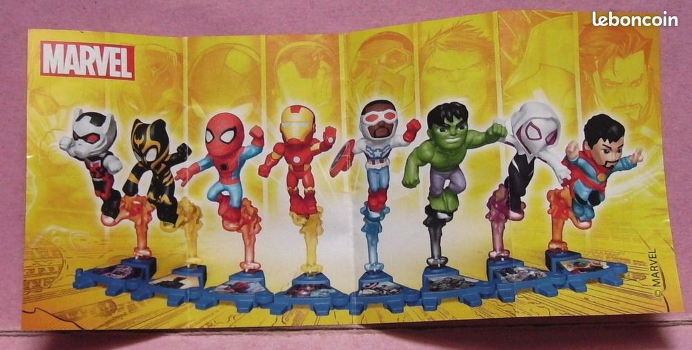 Фигурки киндер игрушки