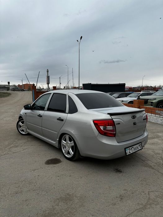 Лада гранта 15 год