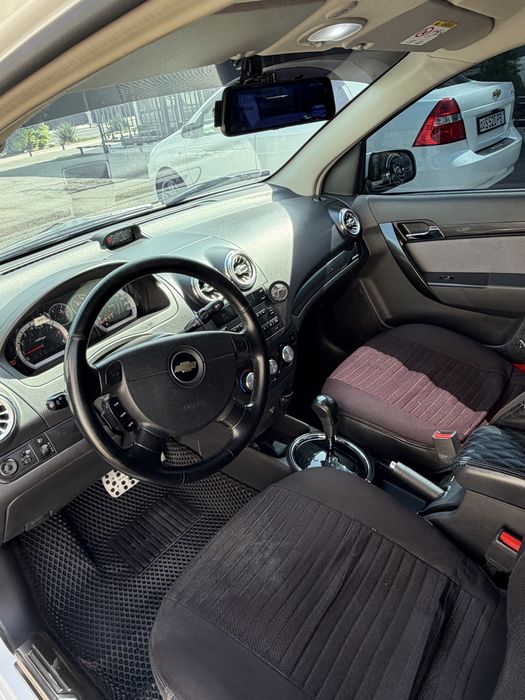 Nexia 3 avtomat benzinda boliwi 8.500