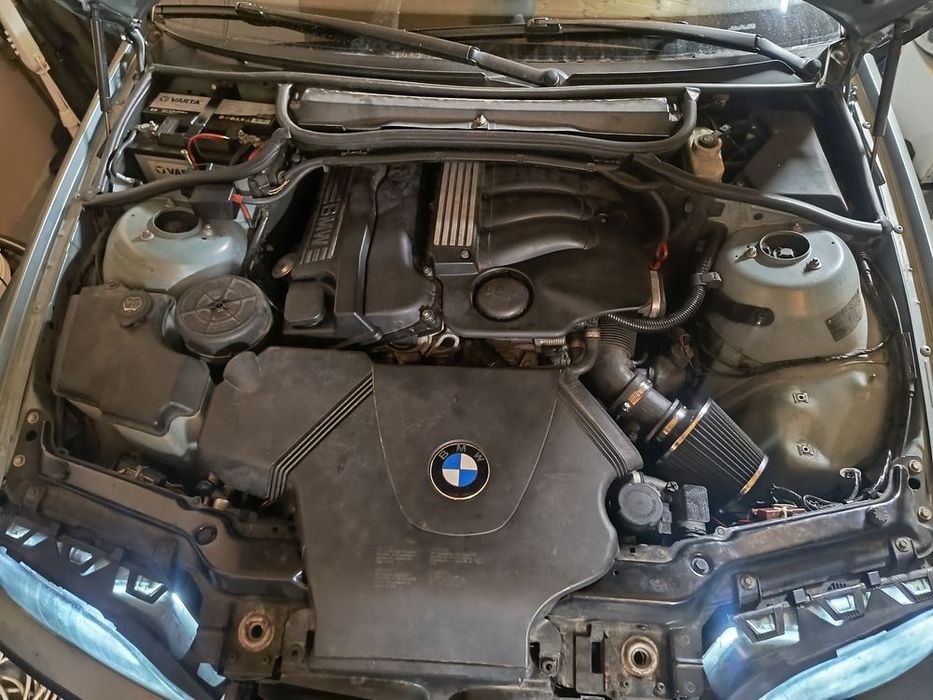 BMW 3 Series 2002 — imagine 4