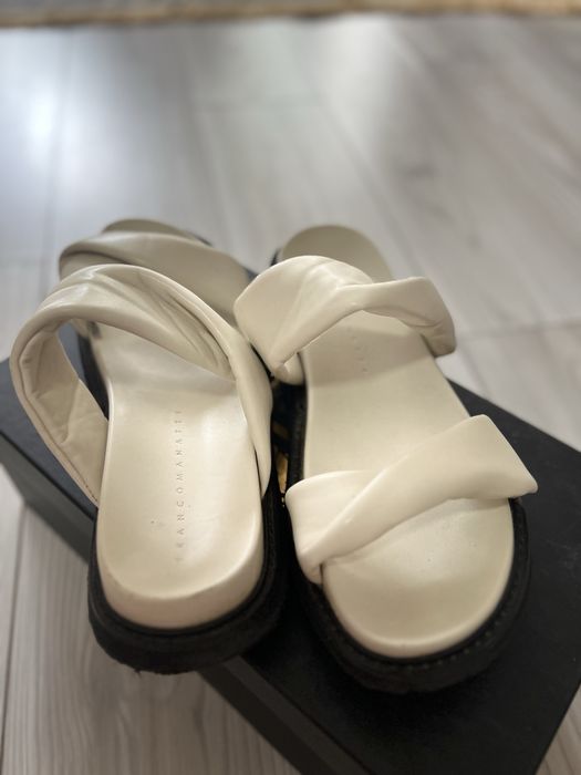 Обувь женская летняя