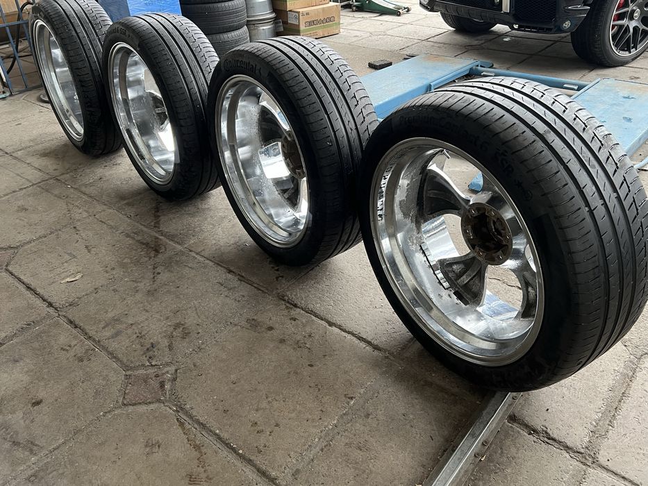 Хромированые колеса 275/40:22