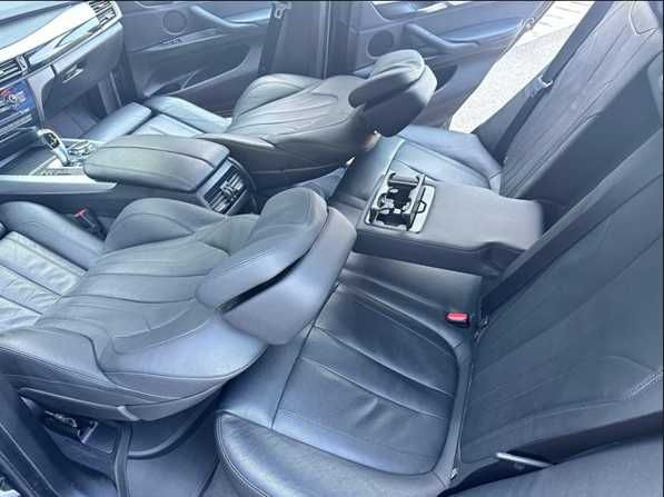 BMW X5 xDrive 2014 40d 313 cp