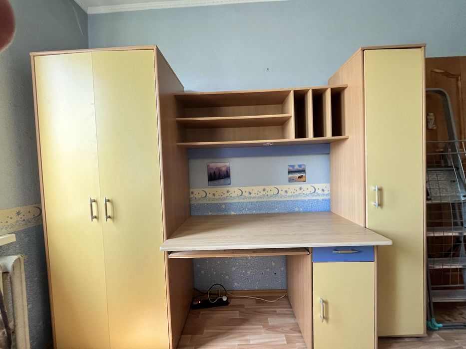 Мебель для школьника/студента