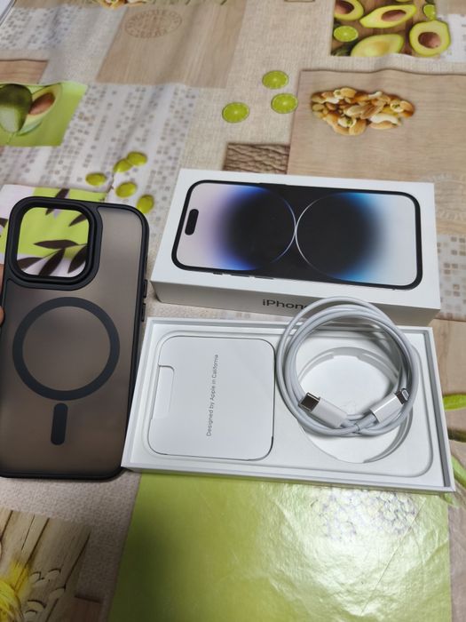 Продам iPhone 14 Pro в идеальном состоянии