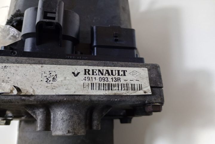 Pompa  servodirectie 491109313R Renault Megane a 3-a generatie seria