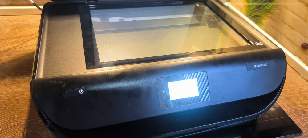 Цветен принтер със скенер HP ENVY 5030
