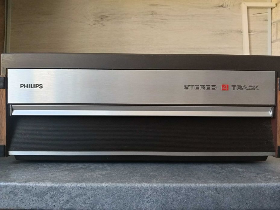 PHILIPS 4404 Уникална машина.