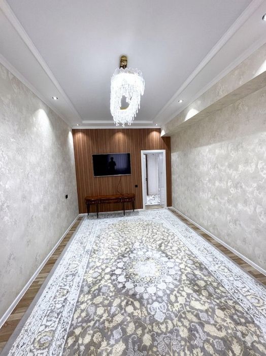 Сотилади 3 хонали 110 м² медиапарк олди вогзал
