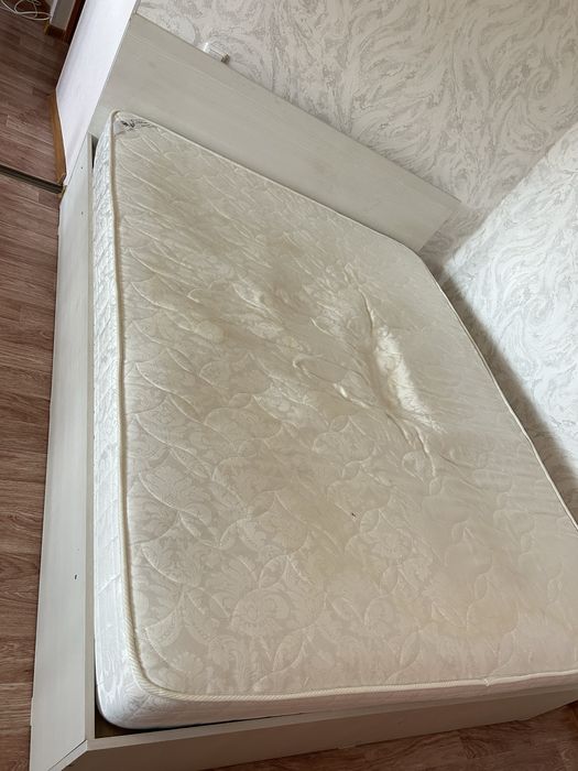 Продам кровать 10000