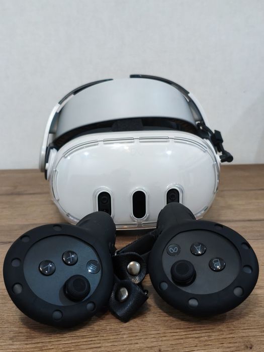 Срочно продам meta quest 3