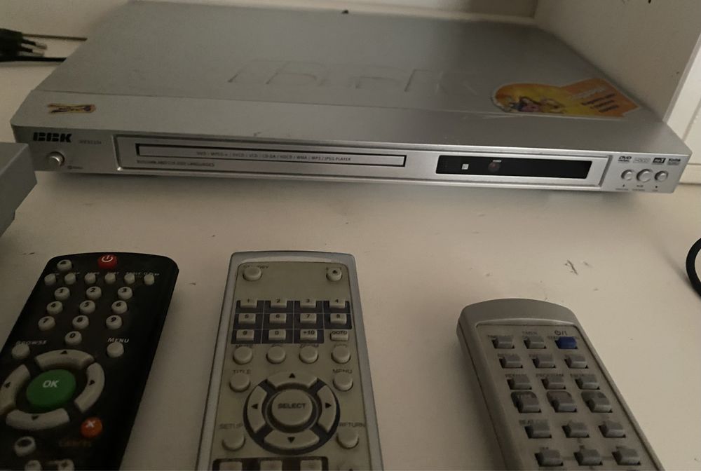 Продам теле/видео технику с караоке