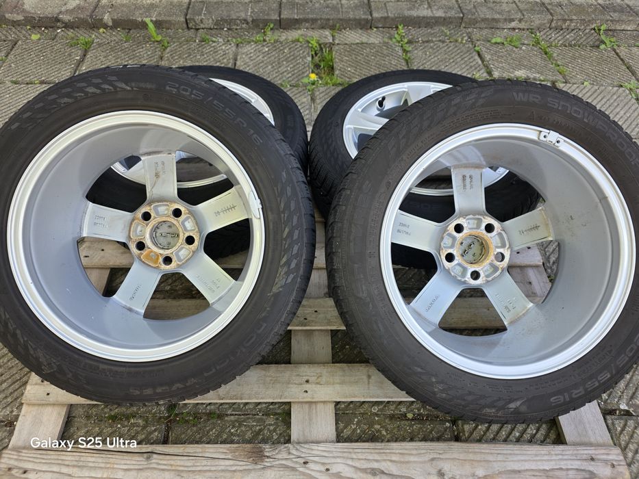 Лети джанти 16ки 5х108 Volvo + зимни гуми 205/55/16 Nokian