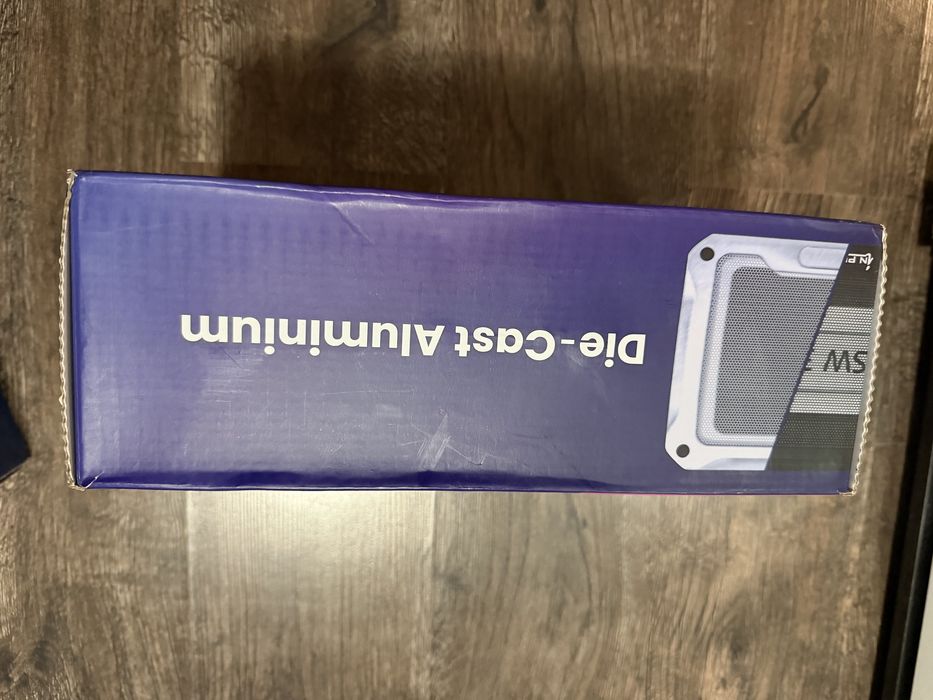 In Phase subwoofer compact underseat 300w