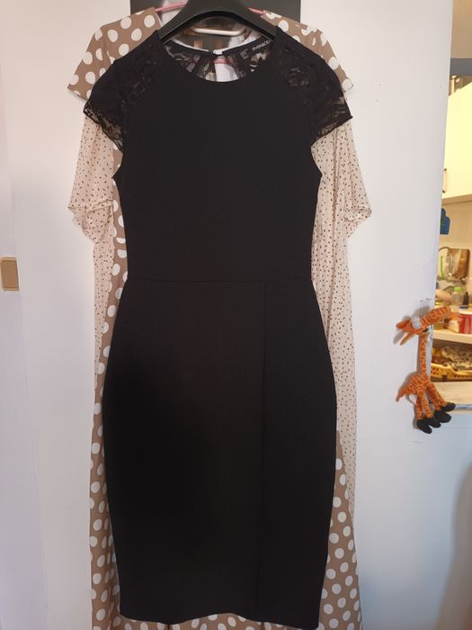 Черна рокля М размер