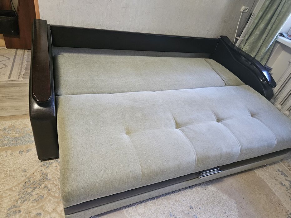 Продам диван.в отличном состоянии