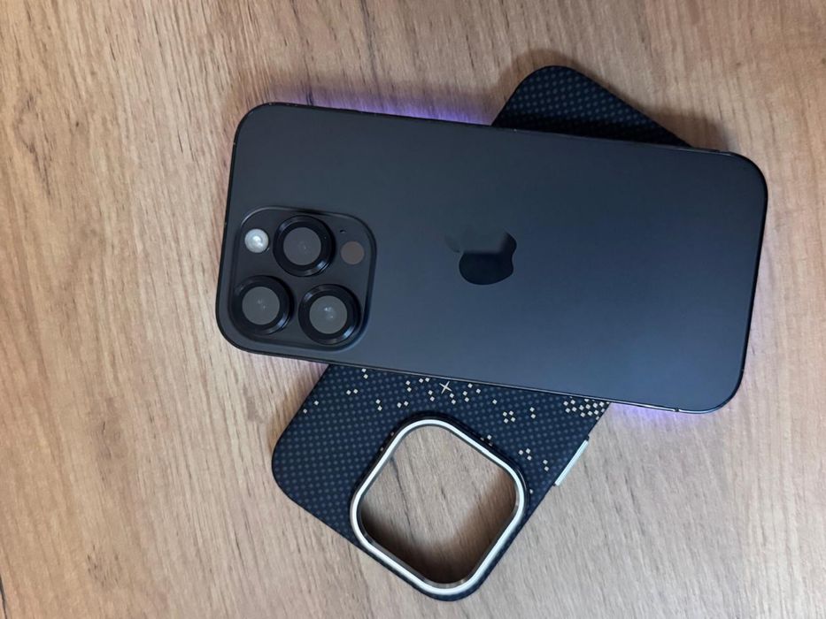 Продам,Айфон 14 pro