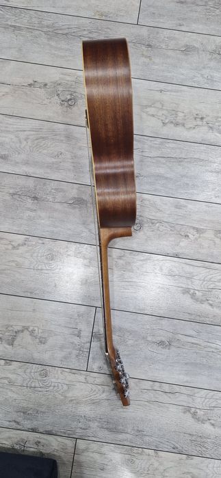 Гитара акустическая