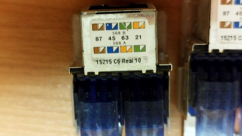 Конзоли с контакти и R&M - FTP розетки 6 и 8бр Cimabox