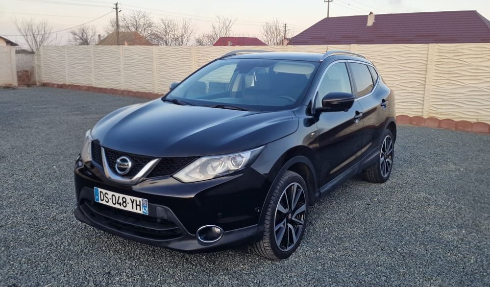 Nissan Qashqai tekna 4x4 1.6L dci 130 cp
1.6L dci 130 cp 
Recent adus