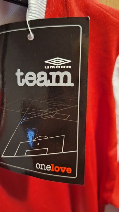 Тениска на umbro