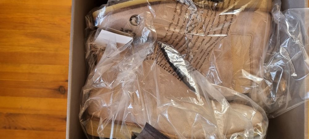 Боти H&M НОВИ...