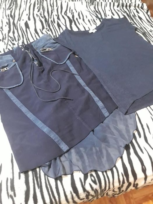 Нов Комплект Спортна Пола с Коприна и Тениска