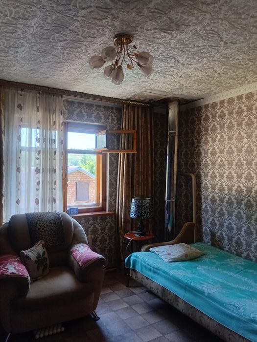 Продам дом с гаражом.