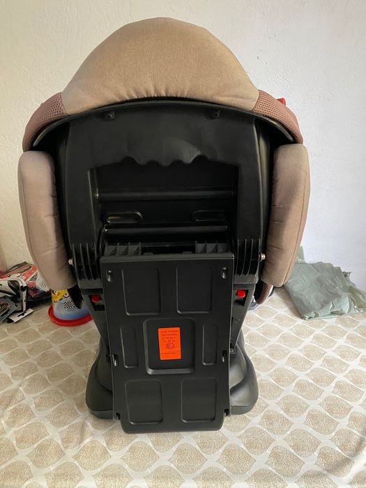 Детско столче за автомобил