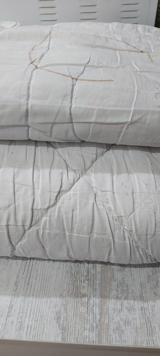 Одеяла разные дешёво