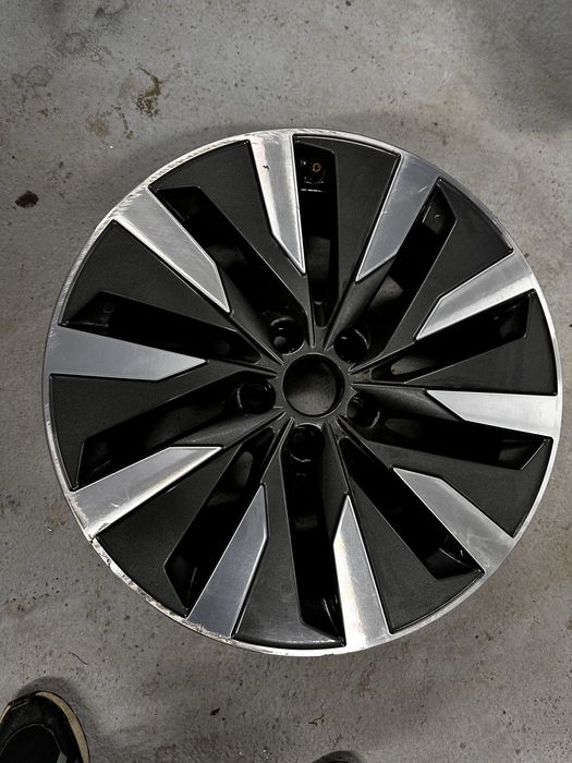 Jantă audi a6.c8.4k.cod:4k0601025.B.