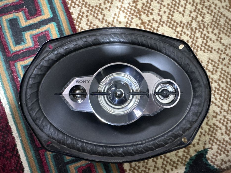 Sony xpod srochni sotiladi