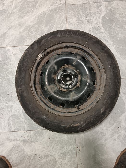 Продам колесо R15