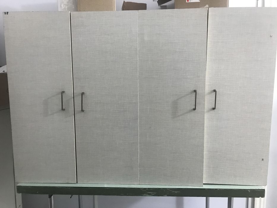 Продам     шкафы